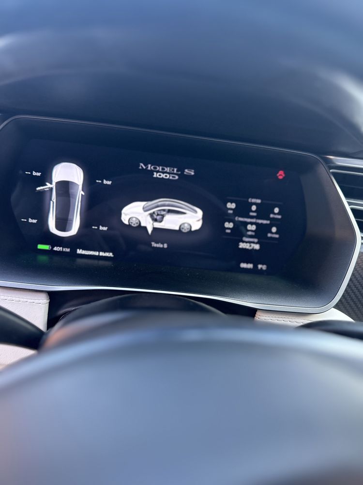 Tesla model S 100 d