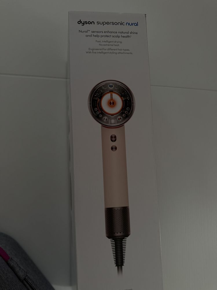 Фен Dyson HD16 Supersonic Nural