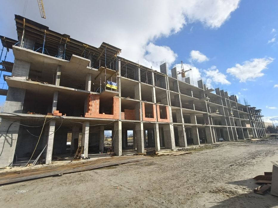 Продаж трикімнатної квартири в новобудові!