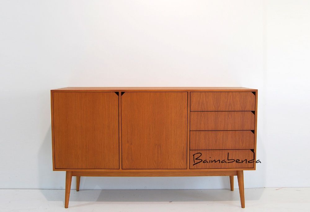 Móvel Aparador / Sideboard / Retro Vintage / Estilo Nórdico