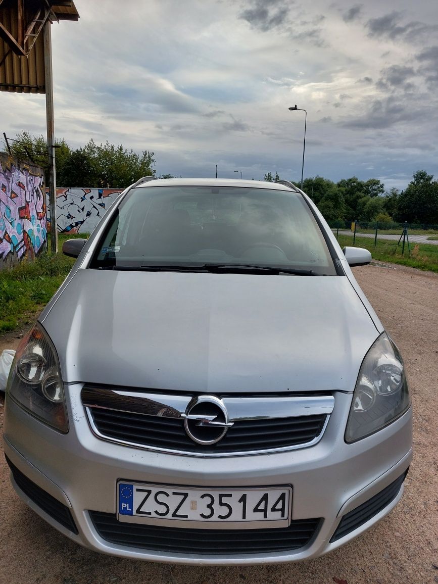 Opel Zafira 1.6 - 7 osobowy