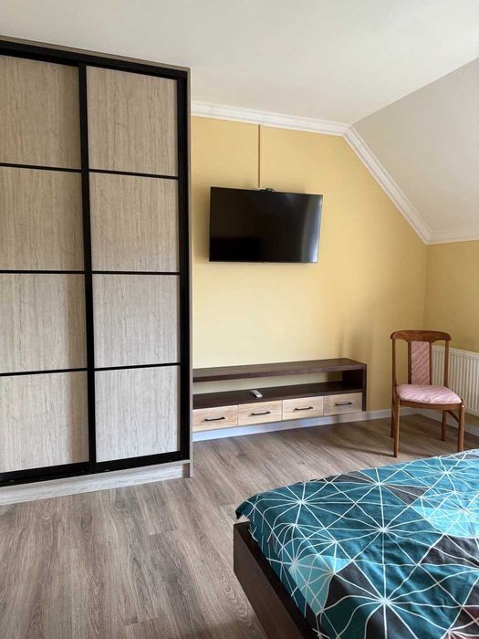 Пропонуємо новий просторий будинок у мальовничій Східниці Гори Карпати