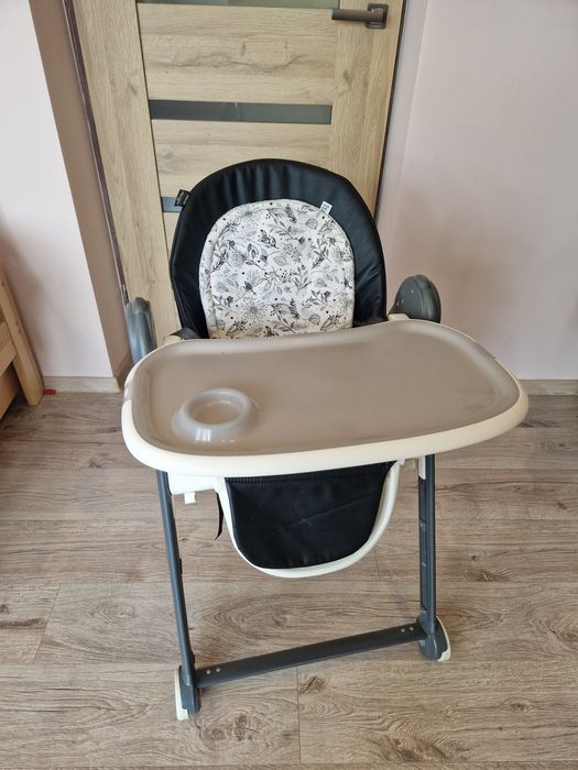 Krzeselko do karmienia