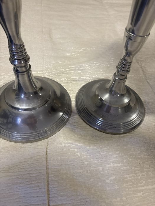 Par de castiçais em inox