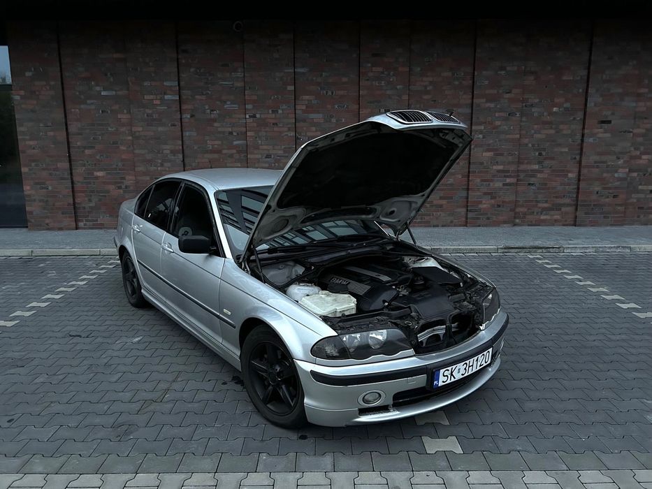 BMW Seria 3 BMW e46 320i M54B22