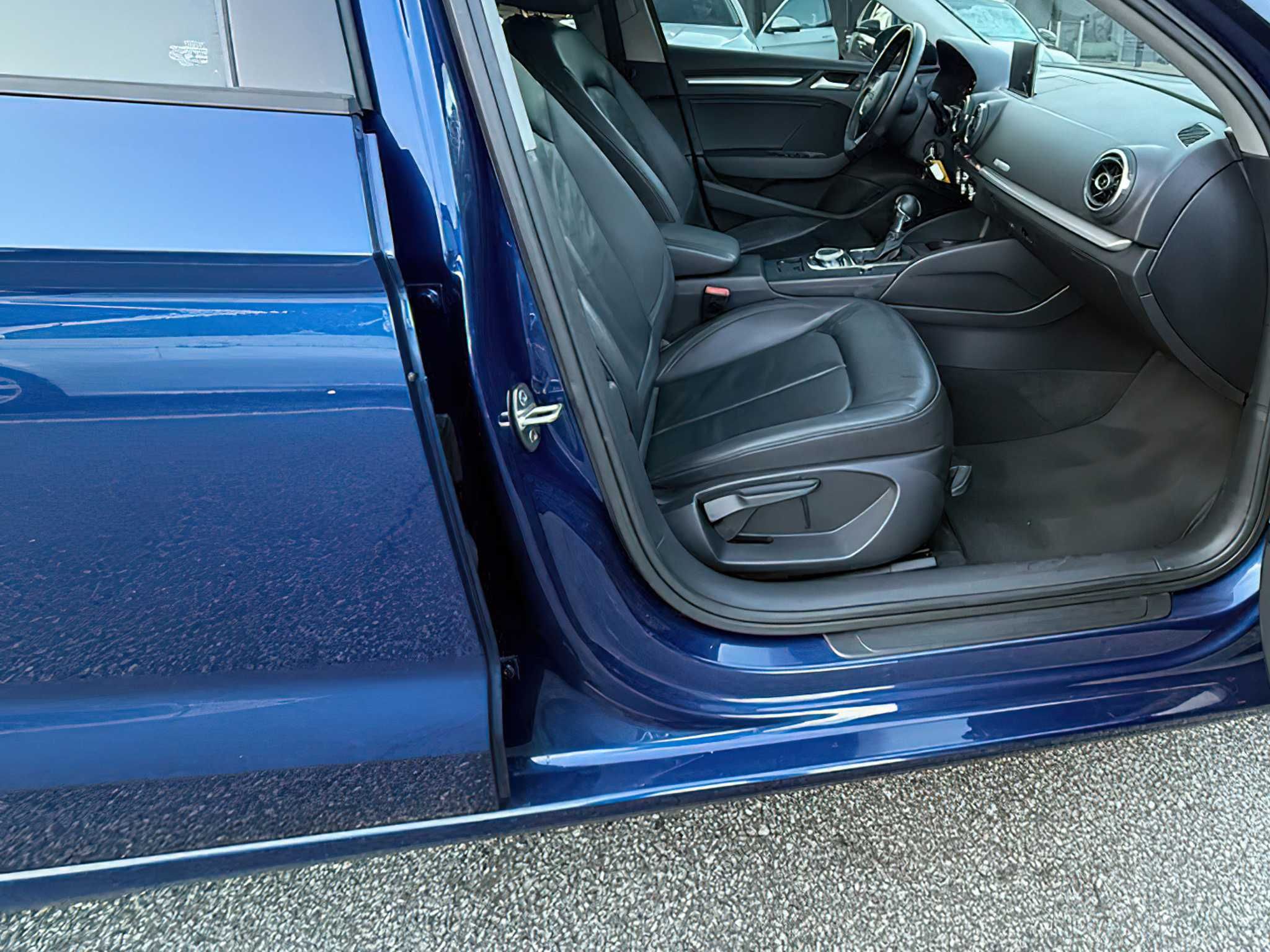 Audi A3      2015
