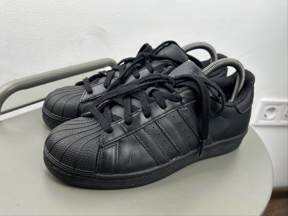 Оригінал! Кросівки Adidas Superstar 38 розмір 03442