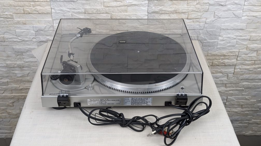 Technics SL-Q2 Wysokiej klasy gramofon