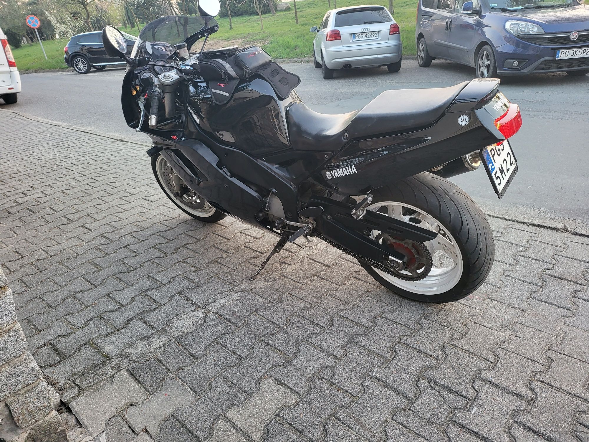 Sprzedam Yamaha FZR 1000