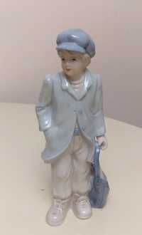 Вікторіанська статуетка " Школяр" Regal House Collection al hao