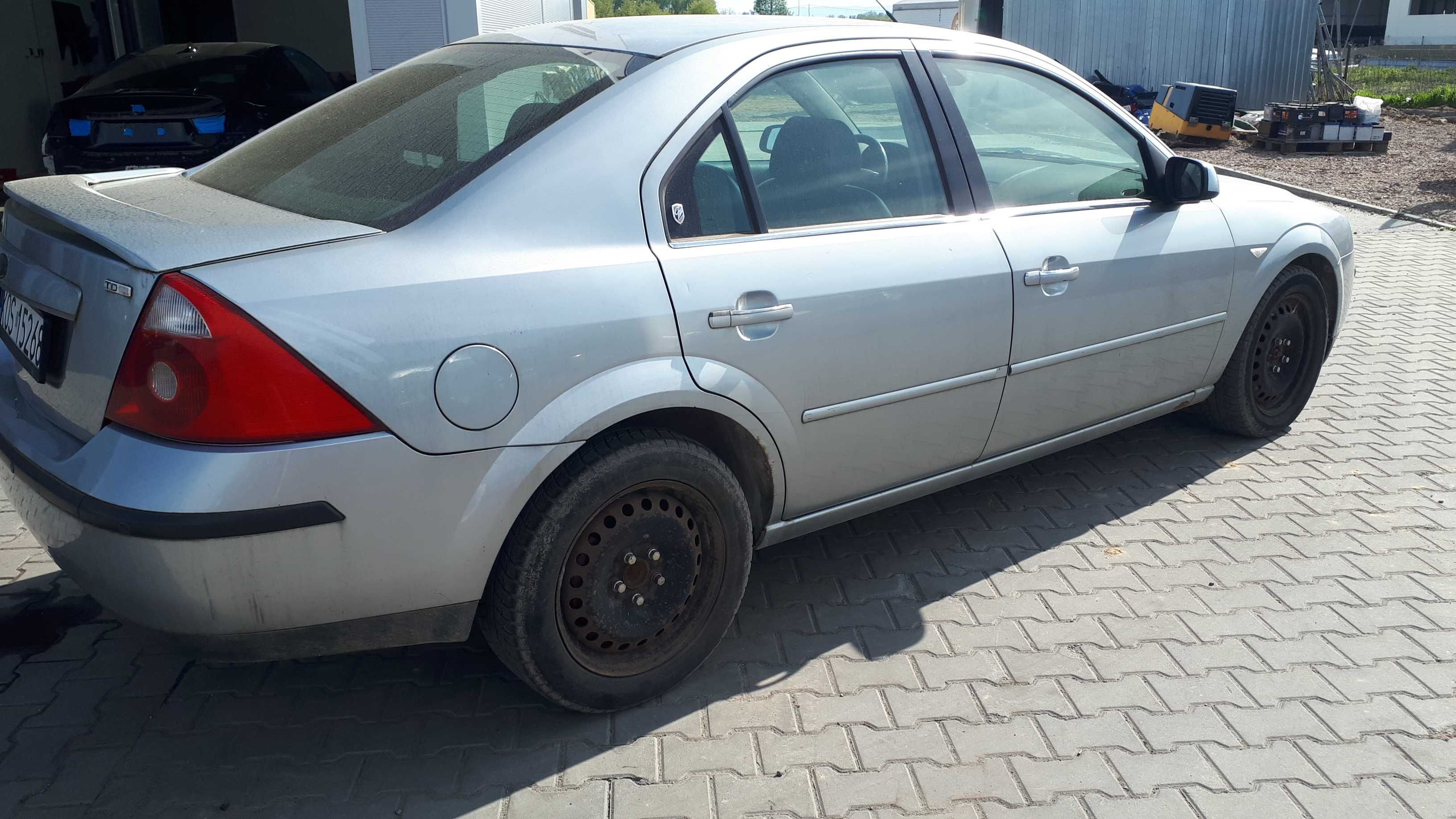 Mondeo Ghia 2.0 TDCI 115 KM sedan