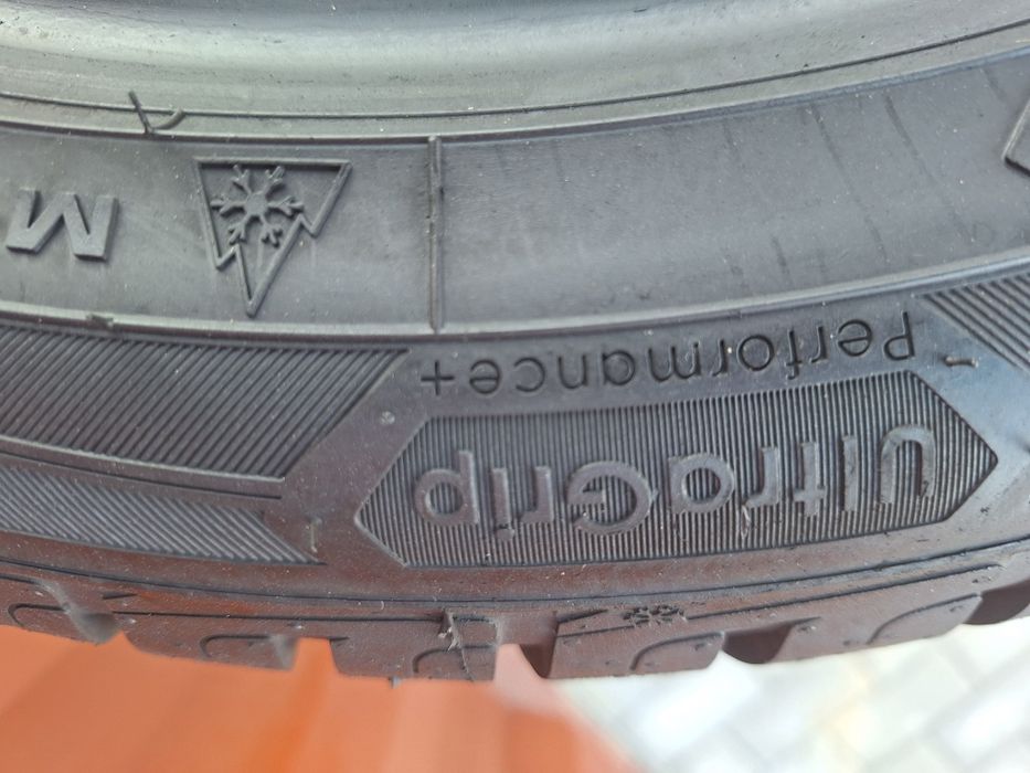 225/50/17 Goodyear Opony Zimowe 4szt 8mmQuatroSiedlce 2021R