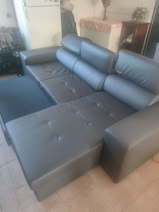 Sofá em pele (napa) preta c/ cheeselong