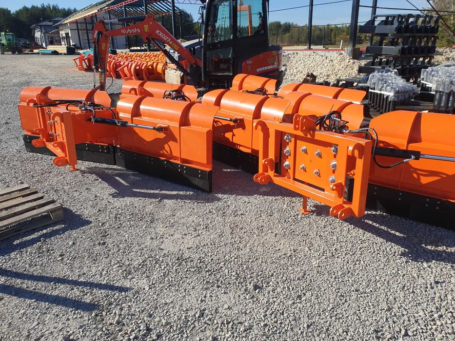 Duży mocny pług do śniegu do tura tuza skladany Metal Technik Dostawa