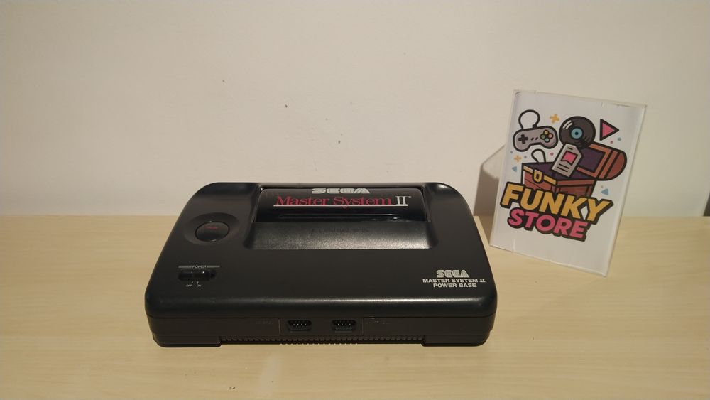 Sega Master System II na caixa