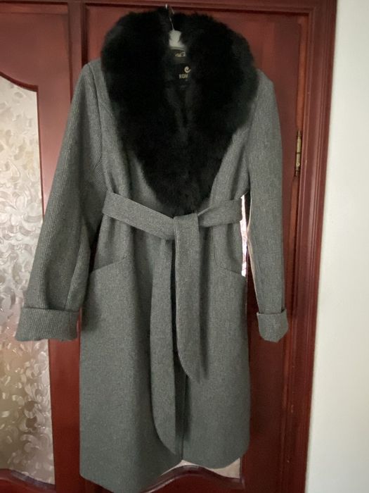 Пальто жіноче розмір 48 колір сірий