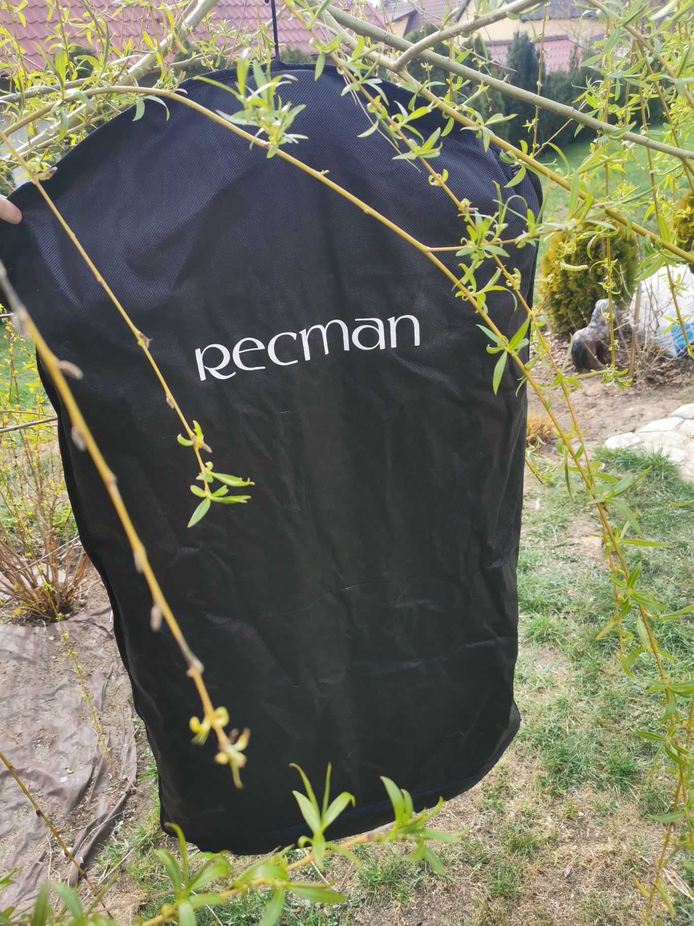 Kompletny garnitur męski firmy Recman