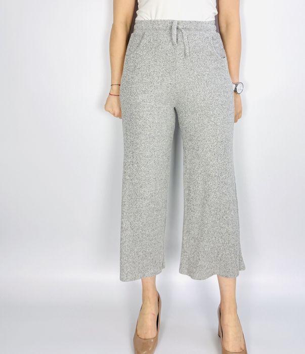 Szare spodnie z szeroką nogawką XS 34