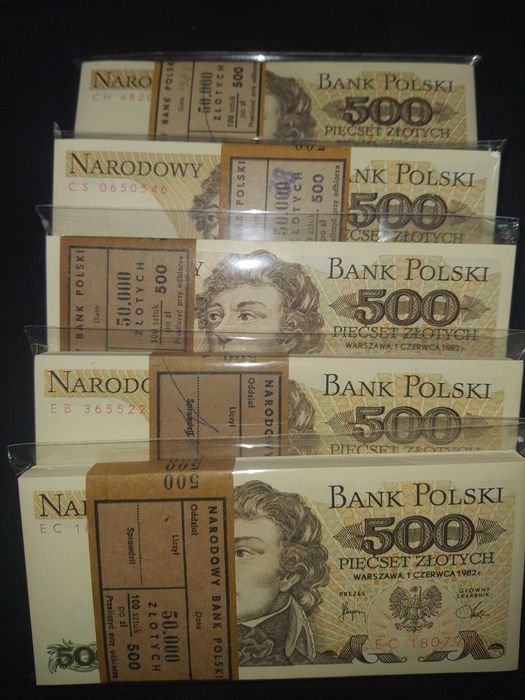 OKAZJA !!! Paczka 500 ZŁOTYCH 1982 r. UNC !!! Rzadkie serie !