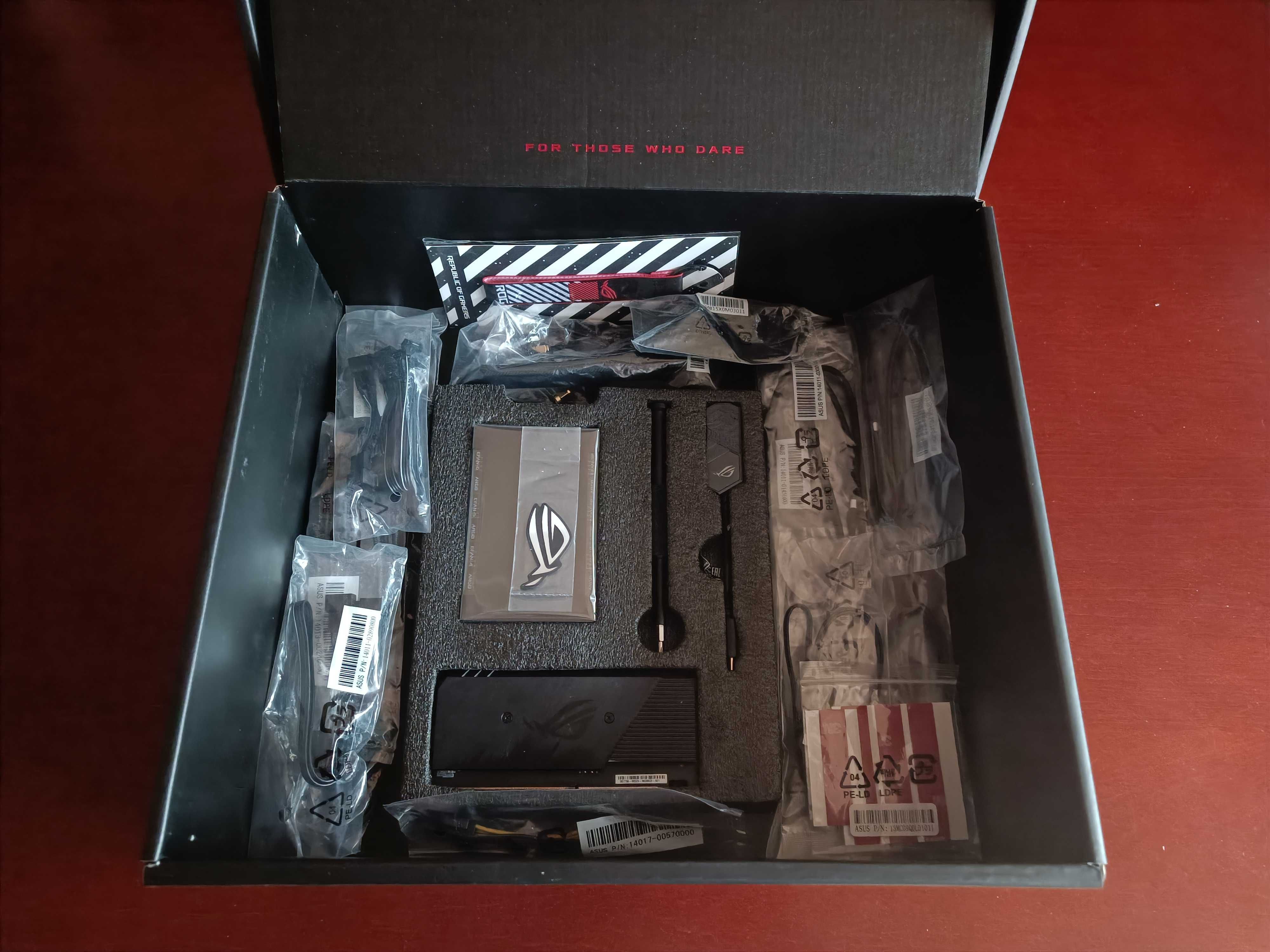 Asus ROG CROSSHAIR VIII EXTREME + gwarancja do 06.2026