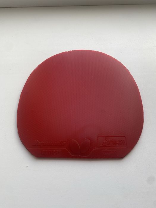 Накладка Butterfly Dignics 05 червона та чорна