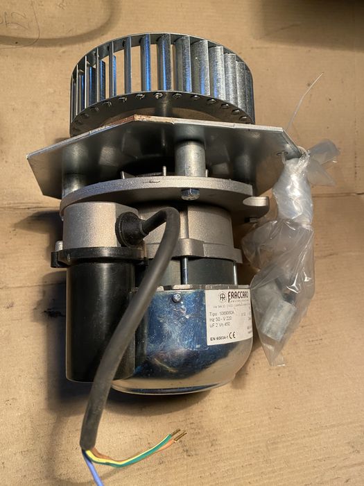 Продам электродвигатель