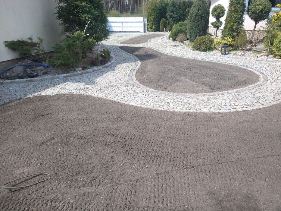 Maszynowe sianie trawy !!! Trawniki ! Automatyczne nawadnianie!