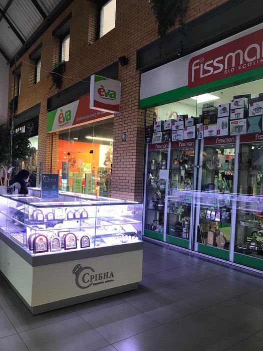 Оренда площі 86,8м2 в ТЦ «Вавилон». Відділ оренди. Без комісії.