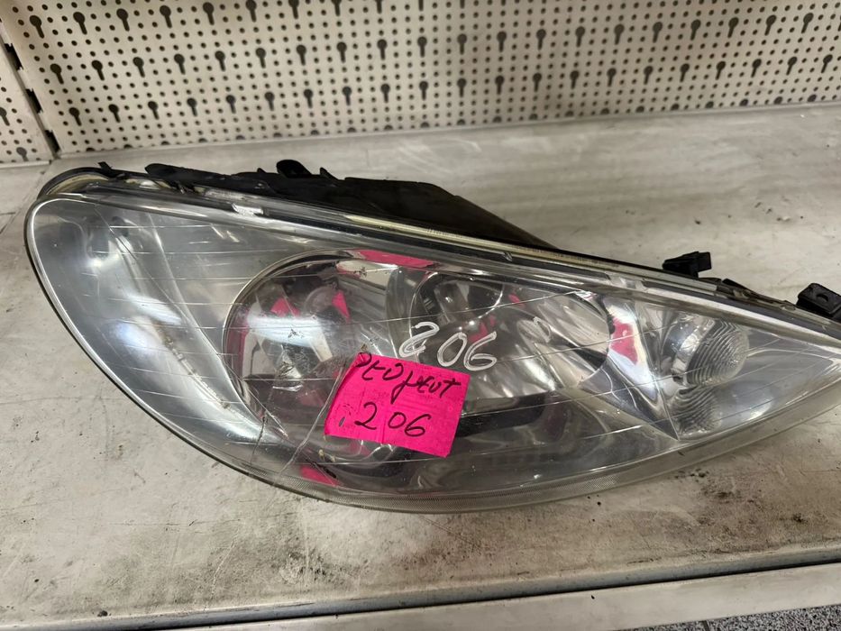 Farol peugeot 206 esquerdo