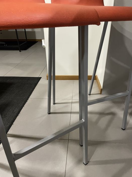 Cadeiras de ilha ou balcão de cozinha em pele