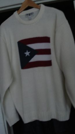 ПРОДАМ мужской свитер с оригинальным рисунком