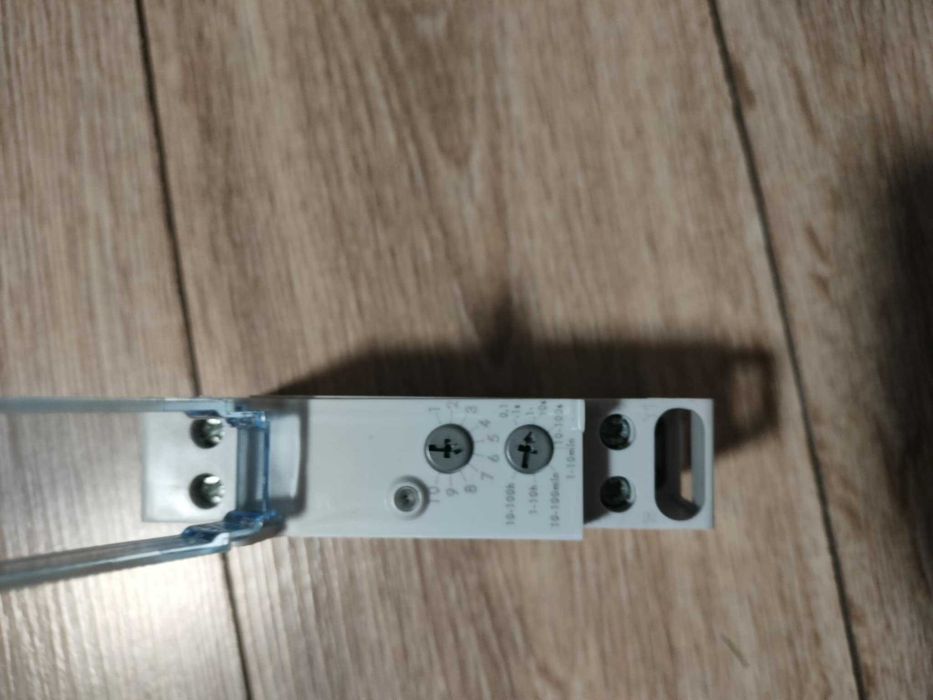 Przekaźnik czasowy Legrand 04740 Rex2000 TR1c