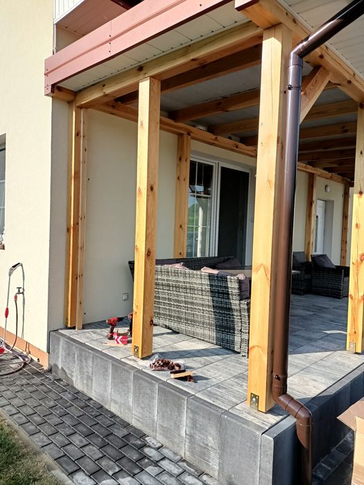 Deski, skosy, mocowania, drewno, kantówki