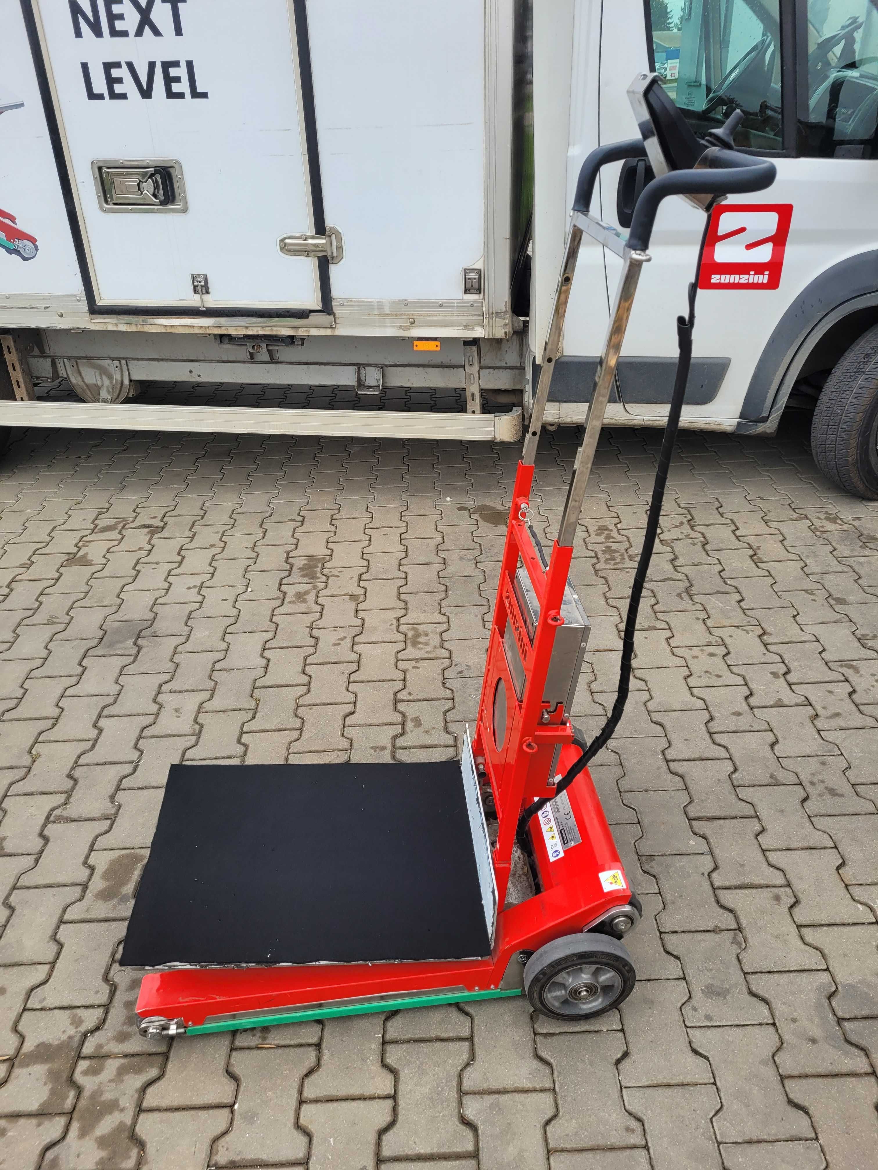 Schodołaz towarowy włoski Zonzini Domino Automatic 400kg żyroskop