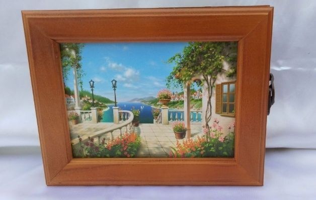 Картина- ключница 22,5 х 17,5 х 6,5 см.