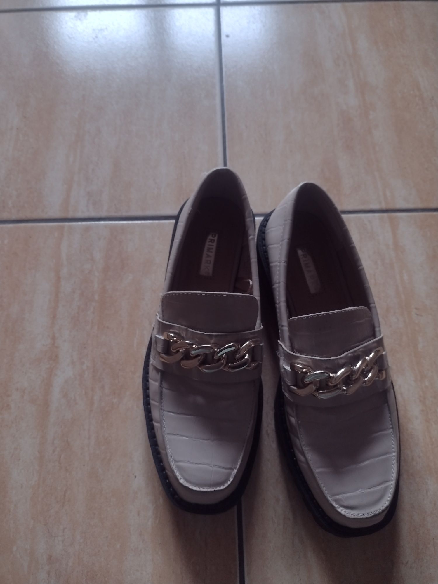 Buty damskie mokasyny
