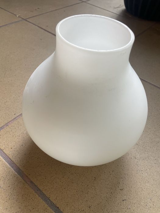 Klosz do lampy -białe szkło