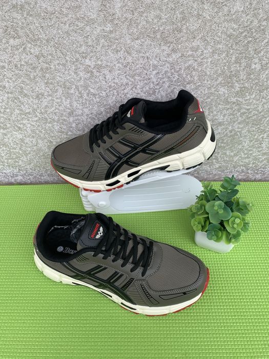 Кросівки чоловічі схожі на ASICS р 4041.42.43.44.45