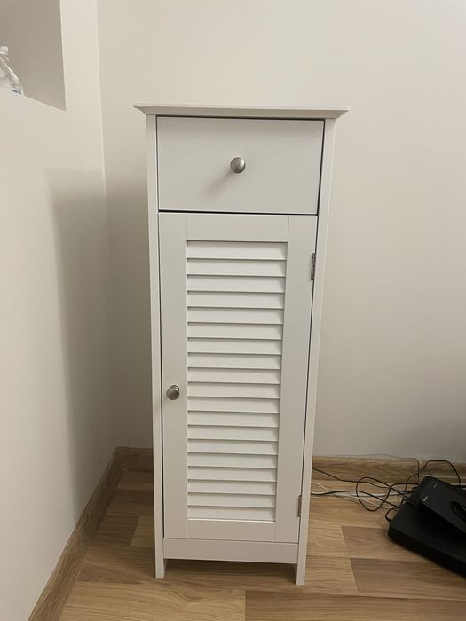 Stojący słupek do łazienki