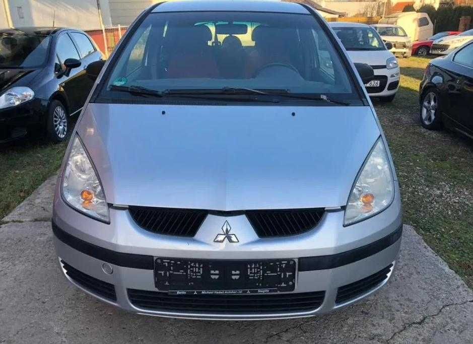 Разборка Mitsubishi Colt запчасти Кольт робот