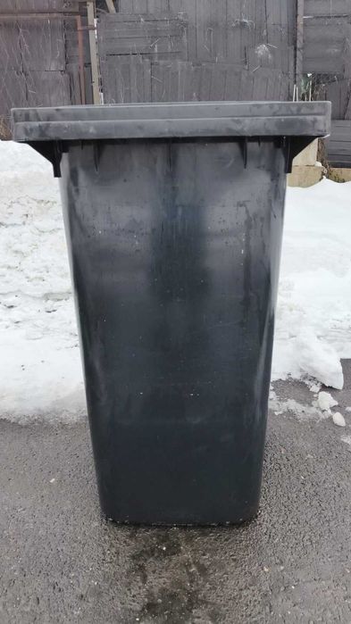 Używane pojemniki na odpady 240l kosze na śmieci  wysyłka darmowa