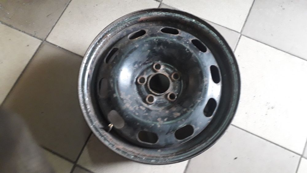 Ремонт литих дисків, СТО, шиномонтаж, техдопомога в дорозі.