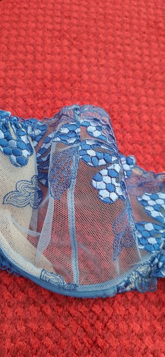 Biustonosz niebieski 80 c/d