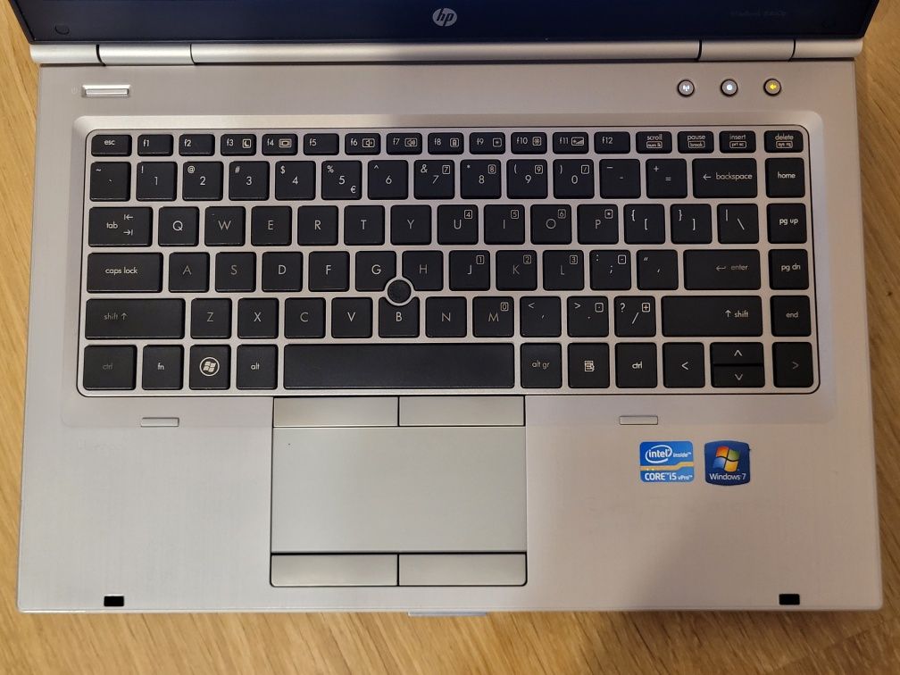 Elitebook HP 8460p i5 8GB SSD Windows 11 stacja dokująca  zasilacz