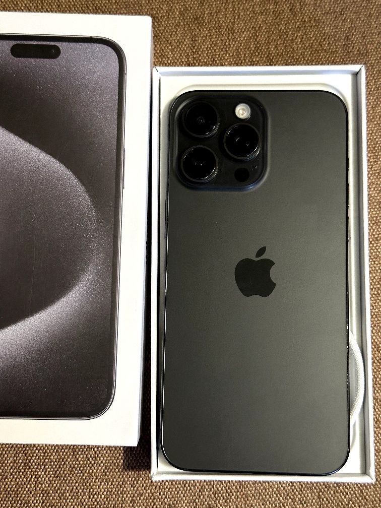IPhone 15 Pro Max Black Titanium 256 gb