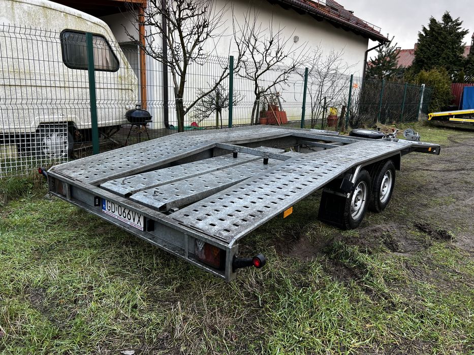 Wynajem przyczepy Lawety 4.5m 2.5dmc pasy w zestawie