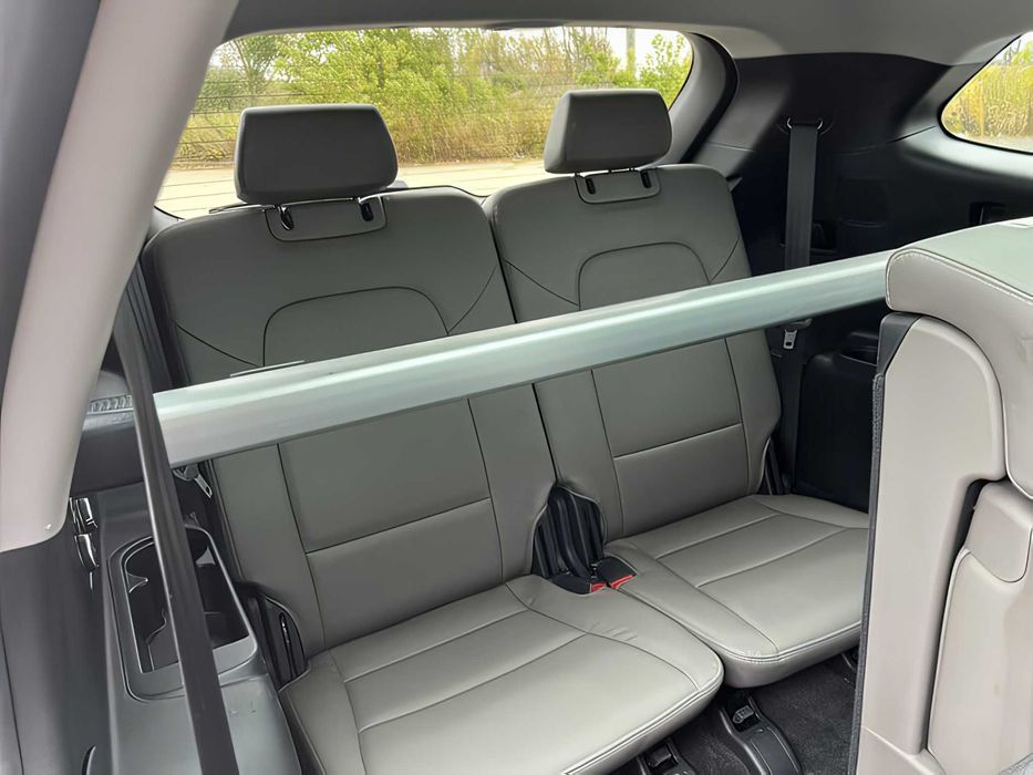 Hyundai Santa Fe      2018