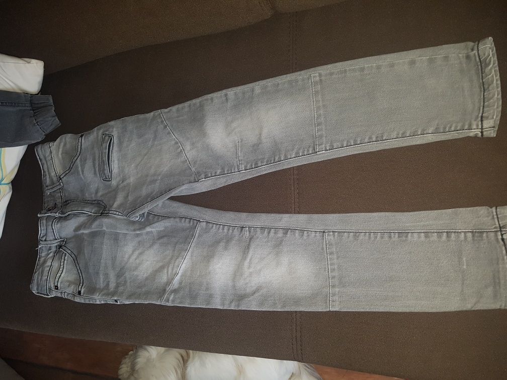 Reserved spodnie slim r.134-140