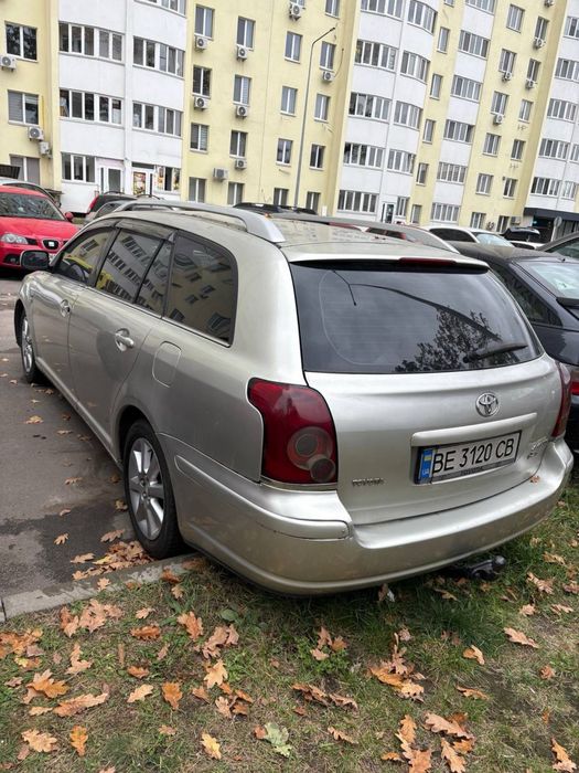 Тойота Авенсіс дизель