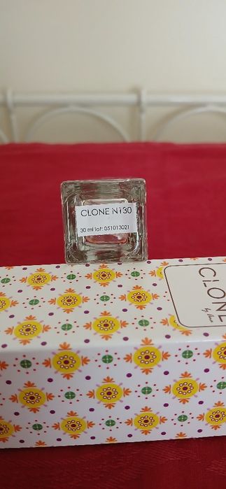 Frascos Clone by Ana, vazios